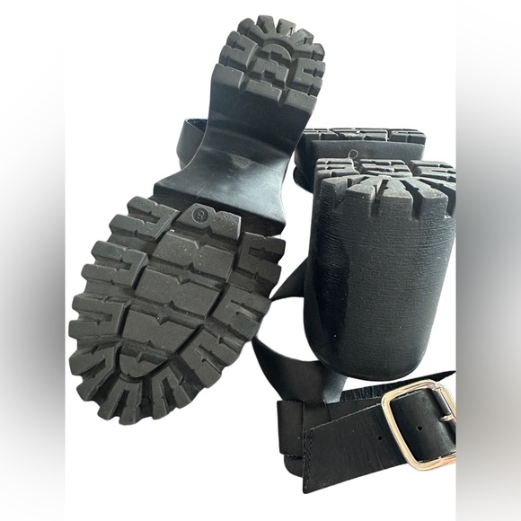 STEVE MADDEN Women’s Lug Heel Black Sandal - size 8 - Picture 5 of 5